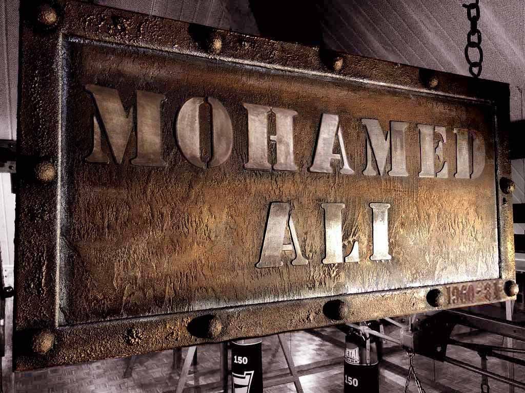 enseigne publicitaire style industriel grands boxeurs