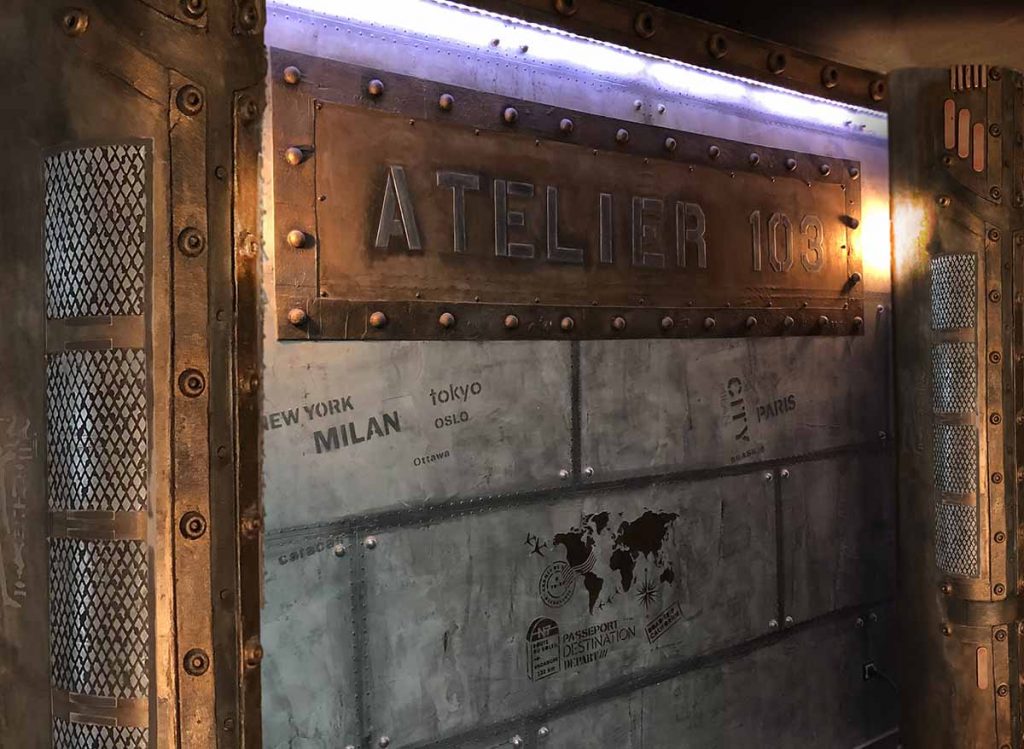 décoration hall d'entrée immeuble murs métal style Eiffel