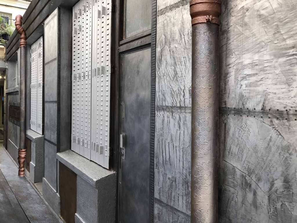 rénovation décoration hall d'immeuble style industriel cour