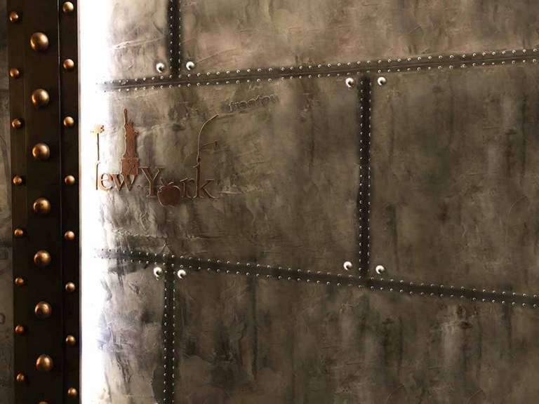 Design de bureaux Paris murs métal et IPN style Eiffel