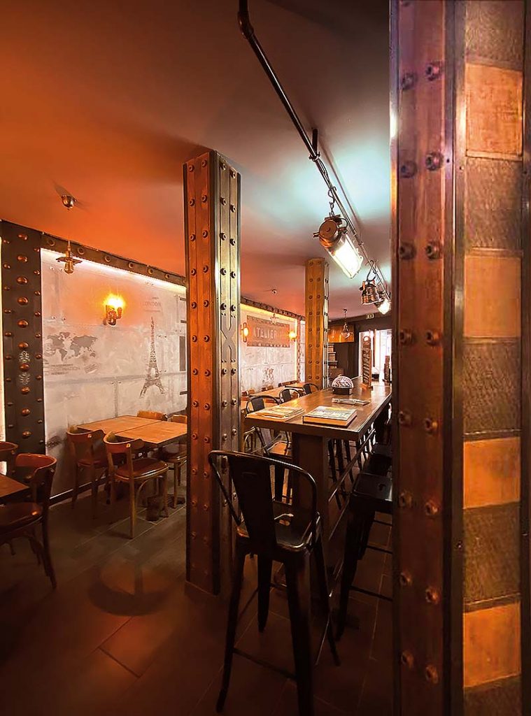 Peintre murs métal et IPN style Eiffel