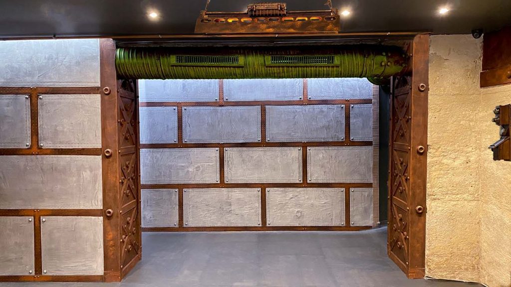 Rénovation de bureaux style industriel murs métal et IPN style Eiffel