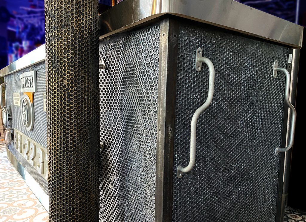 Agencement bar style industriel