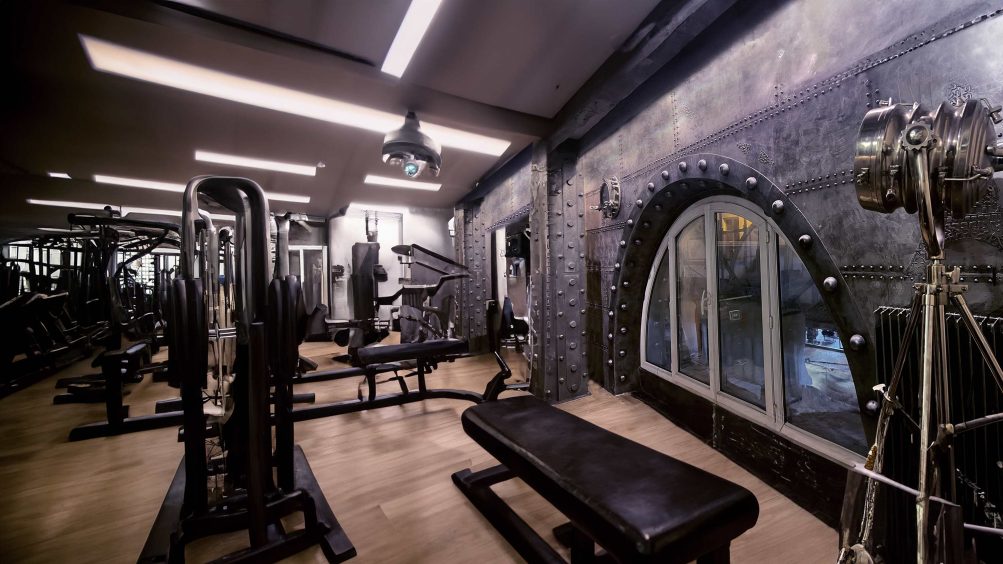 Murs métal salle de sport